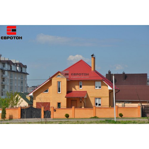 5-kirpich-evroton-persik